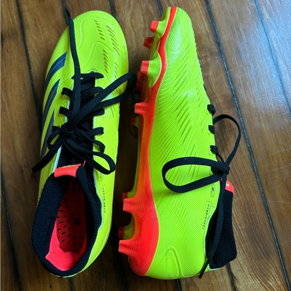 Adidas Predator League Sock FG Firm Ground Soccer Cleats 7.5 W 6.5 M - Picture 2 of 4